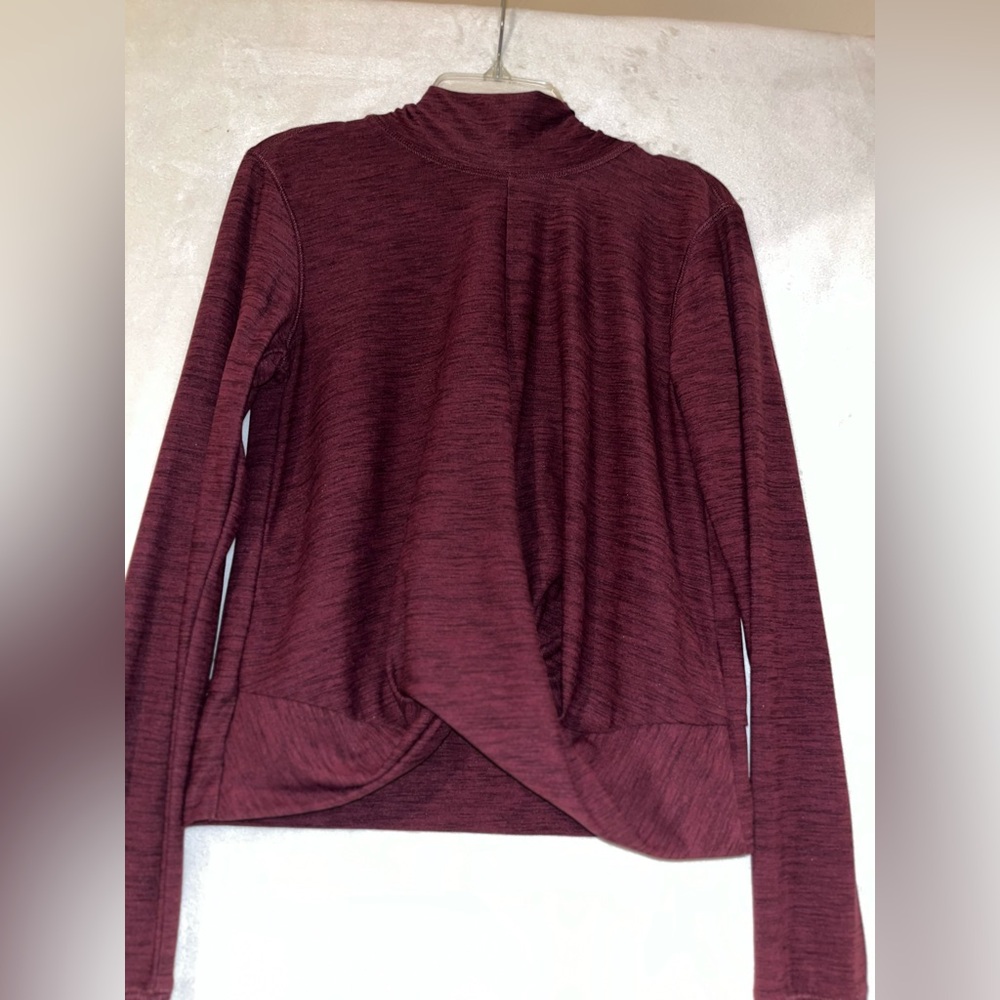 Old Navy Active Breathe Workout Top